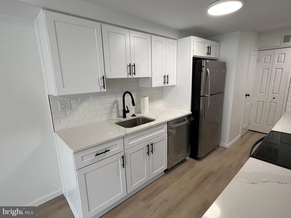 246 Fir Tree Ct - Photo 3 of 11