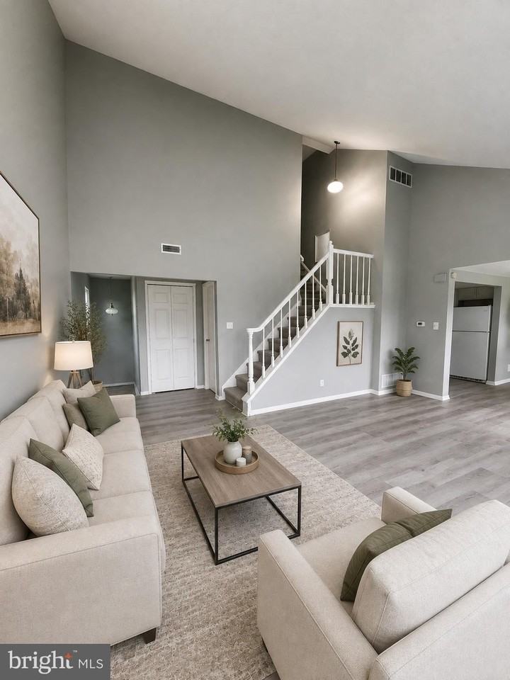 109 Chaucer Rd #B - Photo 5 of 28