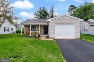 featured image of 109 Huntington Dr