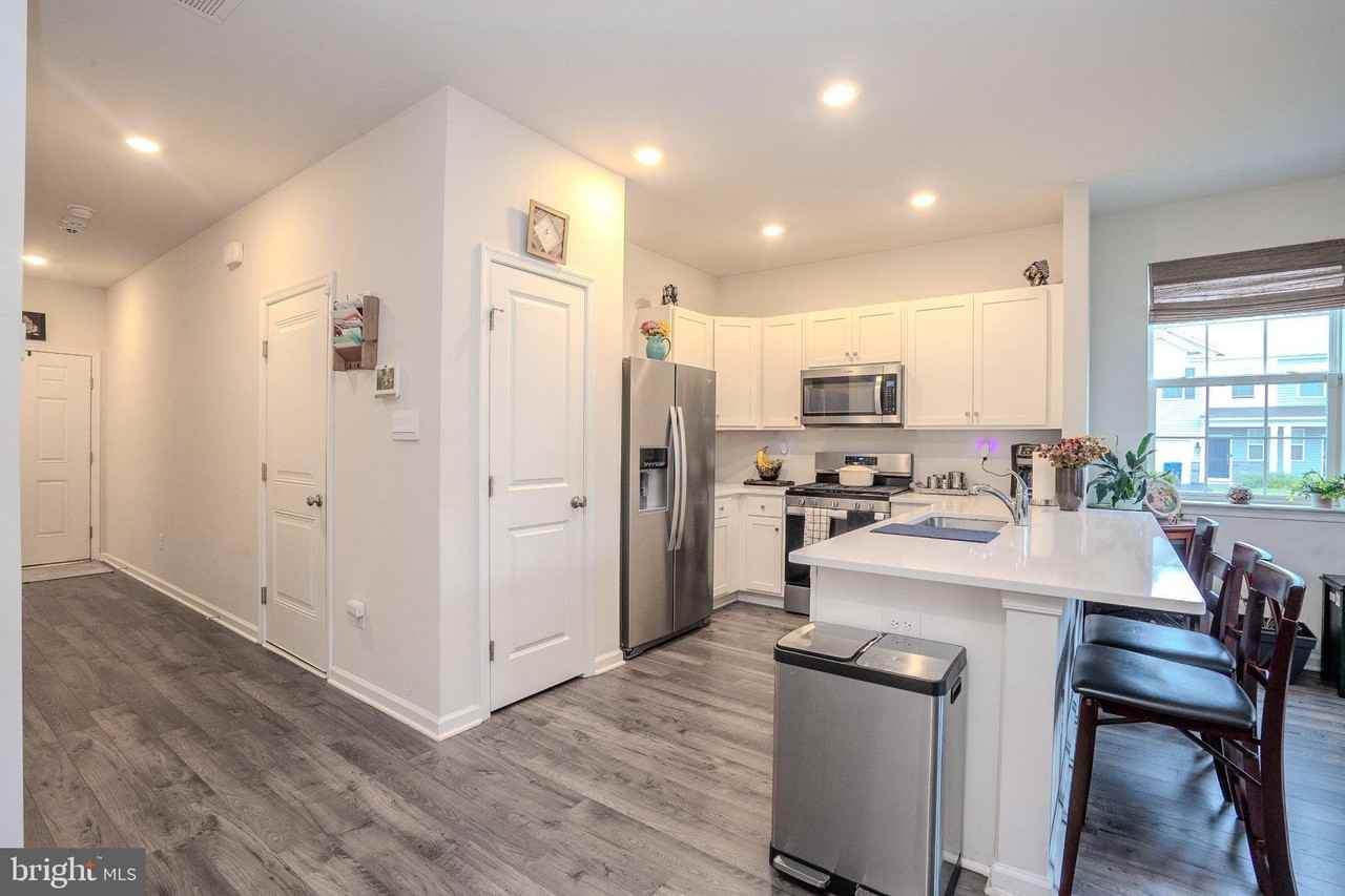 1 Arlotta St - Photo 6 of 31