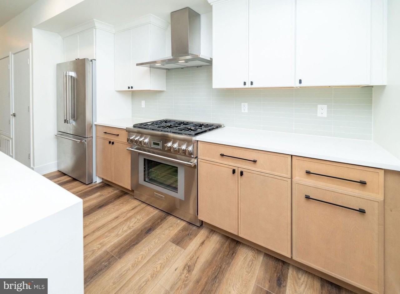 19 Lincoln Ct #103 - Photo 5 of 15