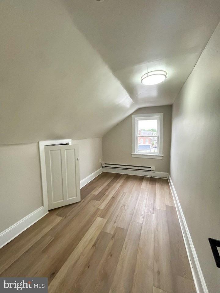 1512 S Broad St - Photo 4 of 12
