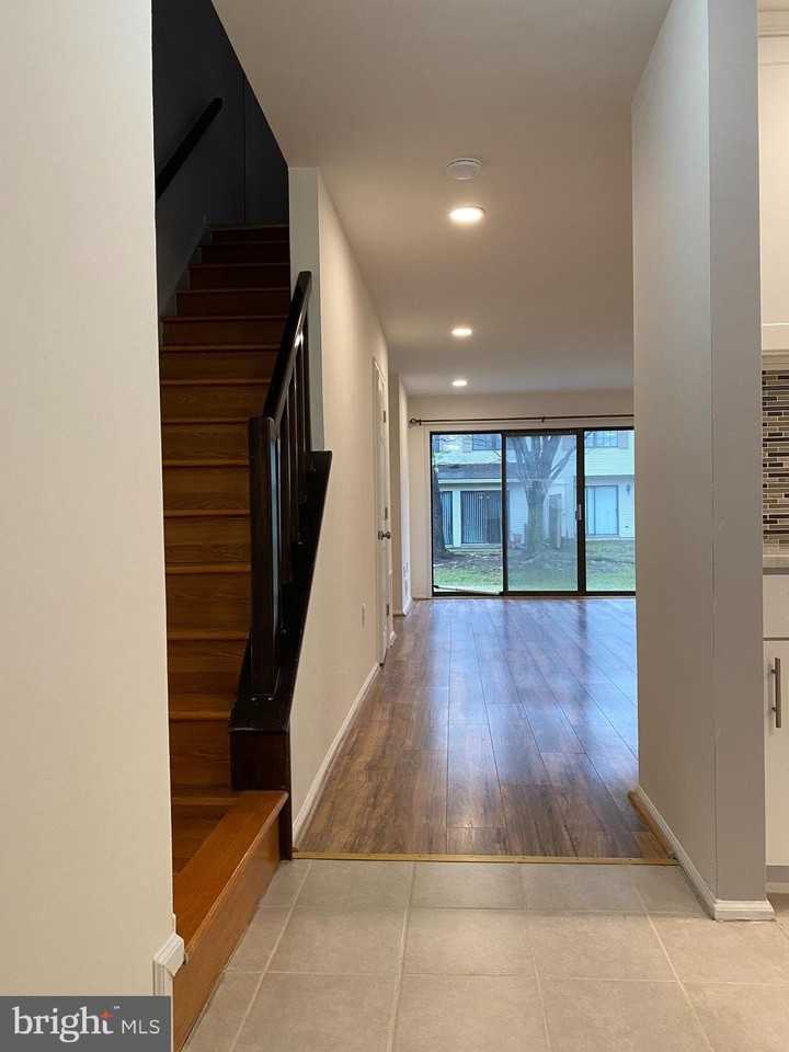 6 Latta Ct - Photo 2 of 22
