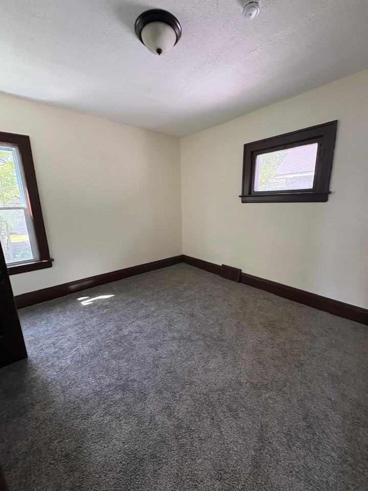 12920 Harvard Ave #2 - Photo 4 of 8