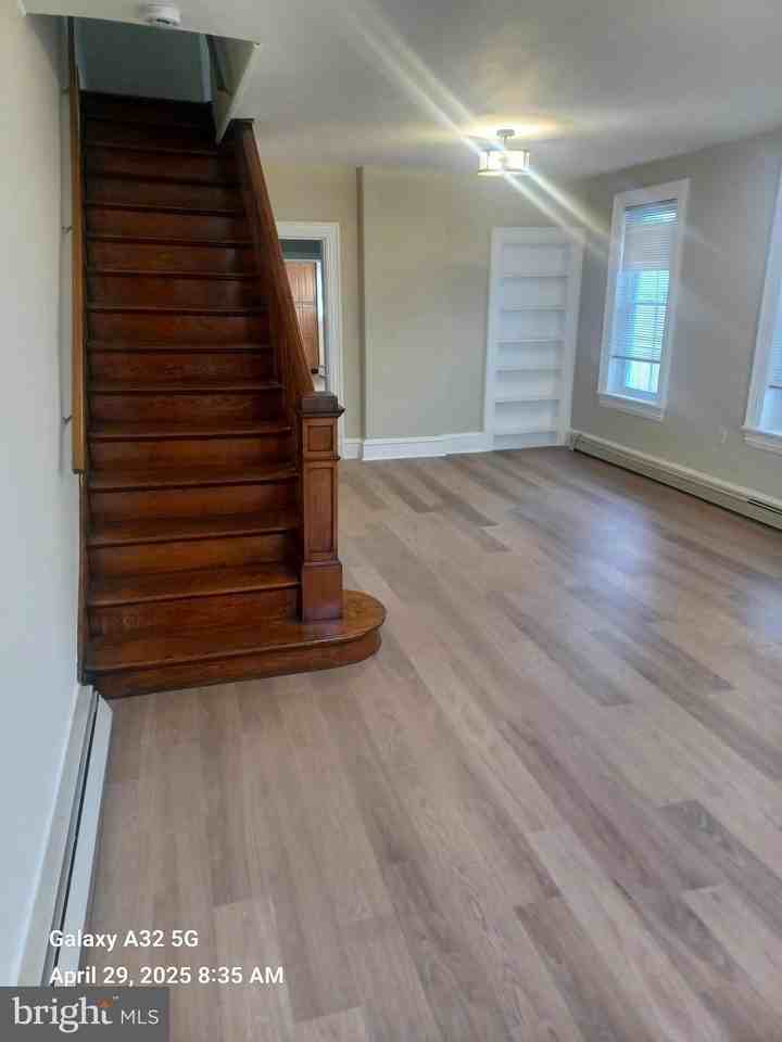 225 Otter St - Photo 3 of 14