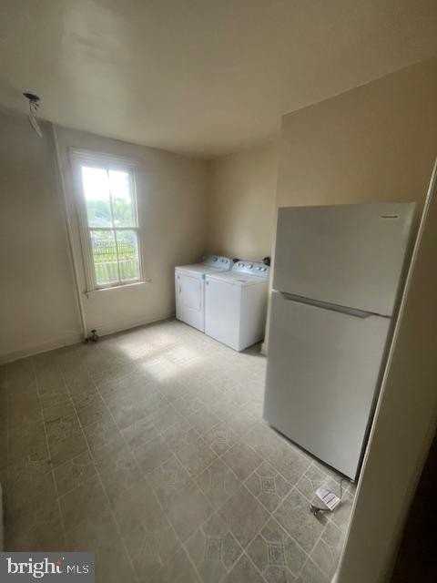 115 E Portland St #1stFL - Photo 2 of 13