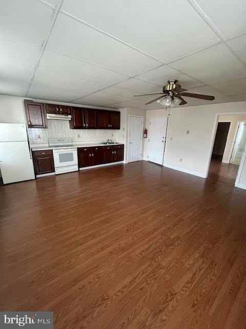 147 2nd St Frnt E - Photo 2 of 11