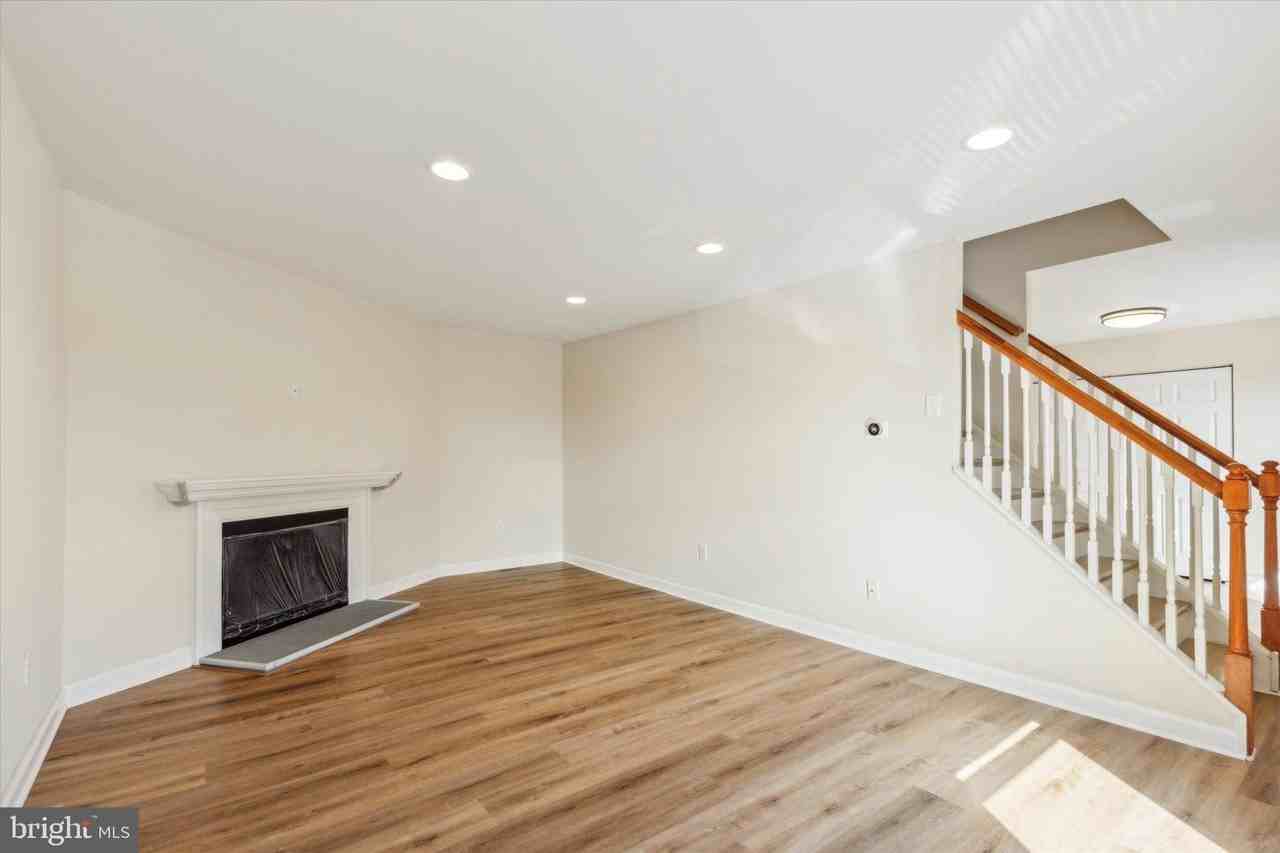 1112 Whitpain Hls - Photo 3 of 17