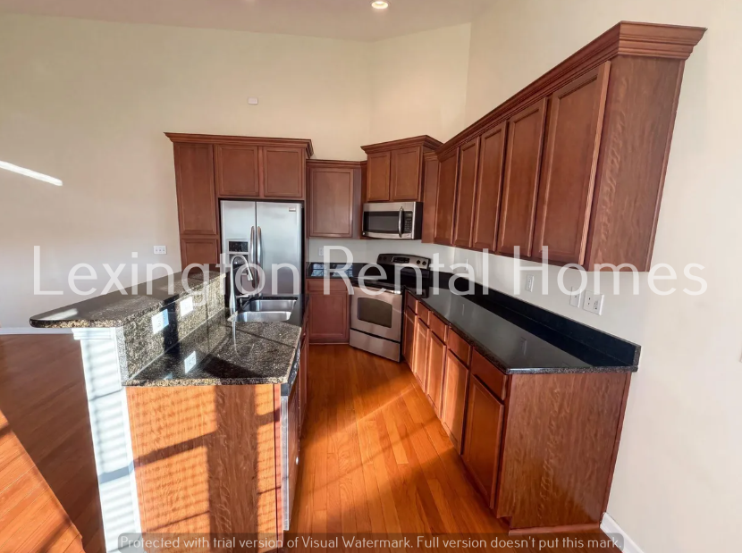 152 Castlefield Dr - Photo 2 of 16