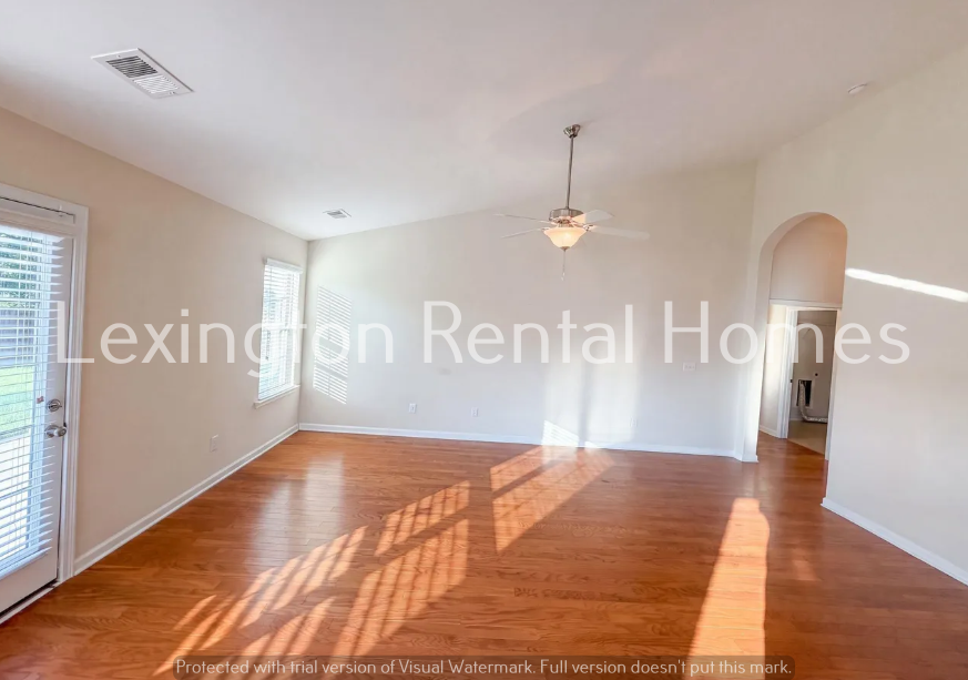 152 Castlefield Dr - Photo 5 of 16