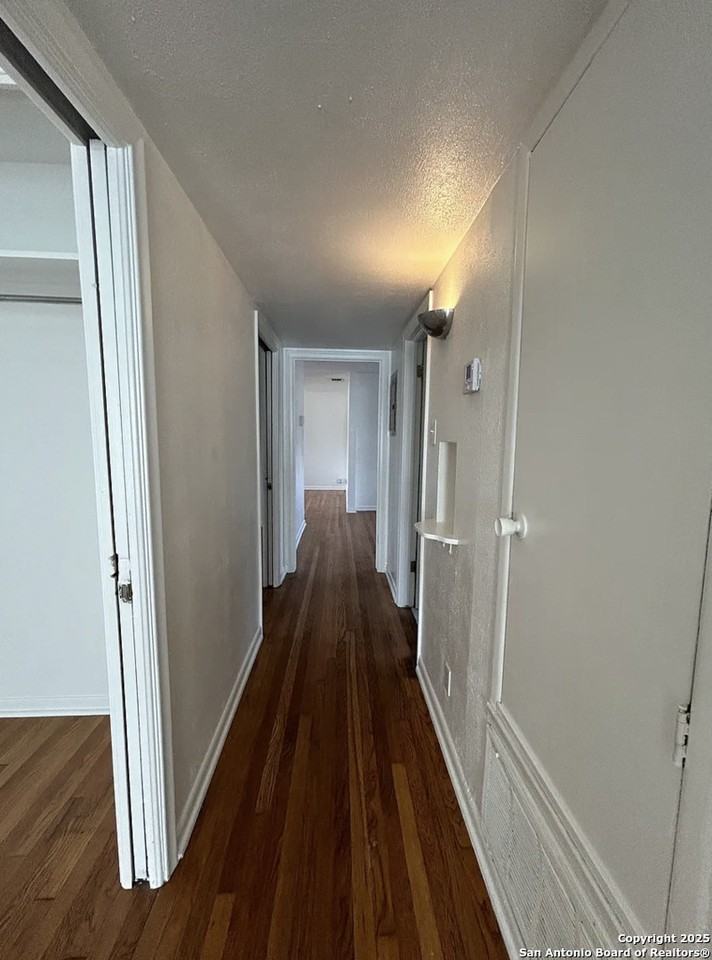 355 Cresham Dr - Photo 7 of 18