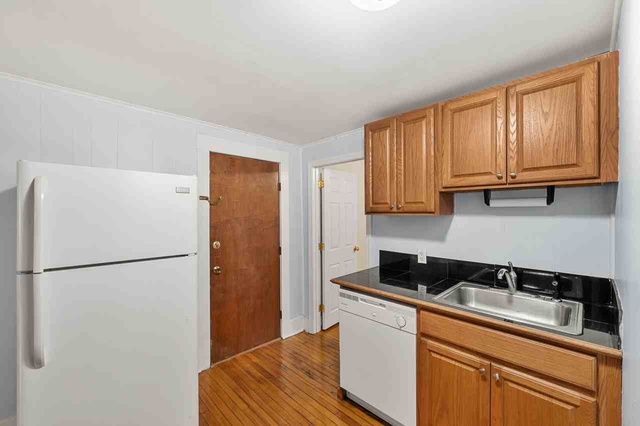 22 Waltham St #B3 - Photo 4 of 8