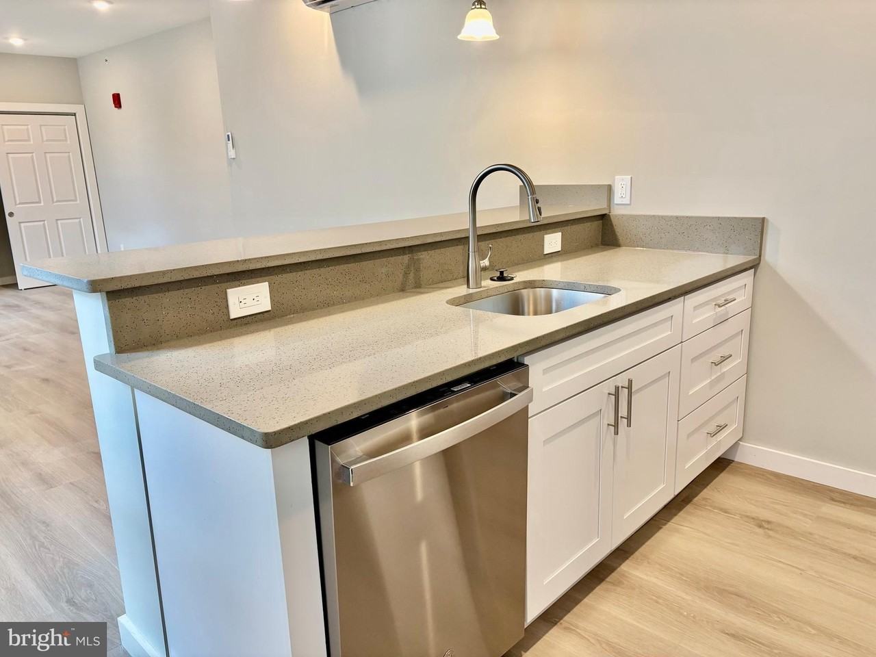 5356 Cedar Ave #6 - Photo 3 of 12