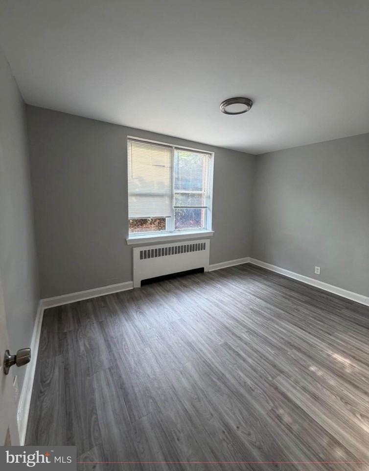 1309 W Rockland St - Photo 2 of 6