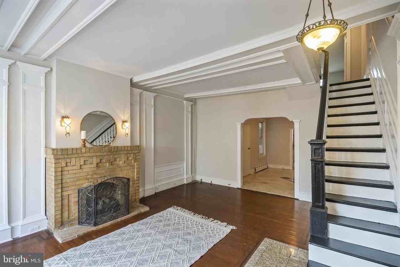 1646 S 13th St - Photo 3 of 27