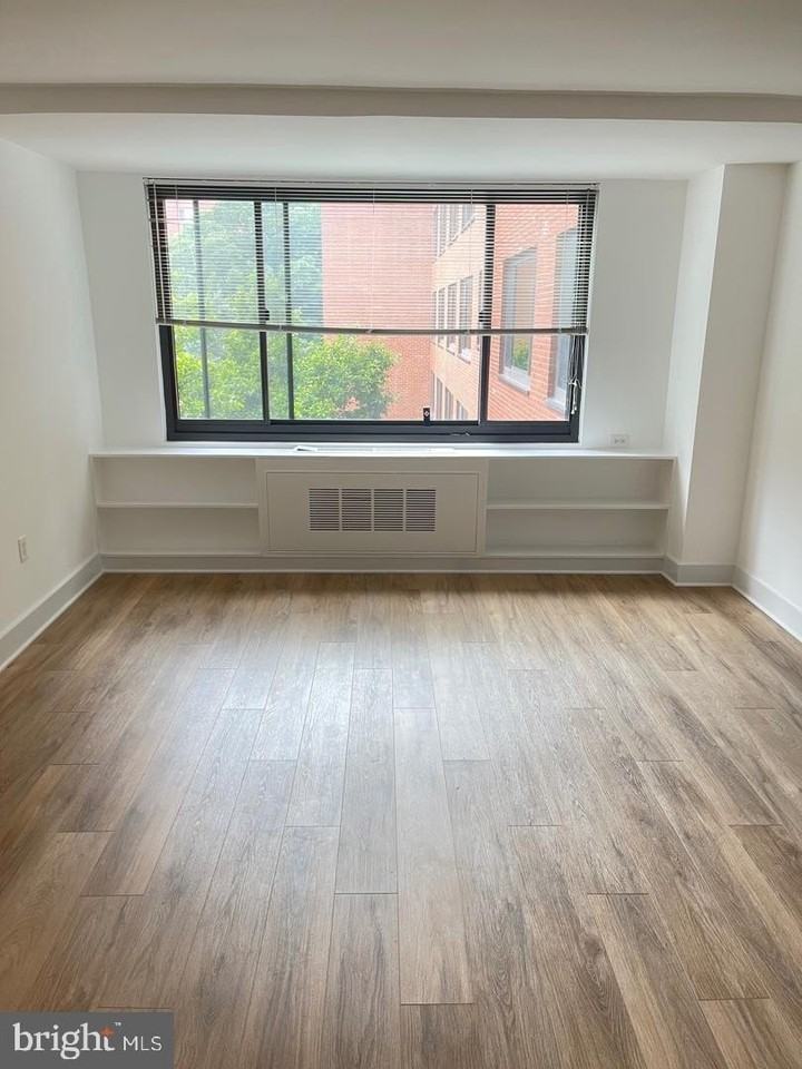1021 Arlington Blvd #748 - Photo 5 of 17