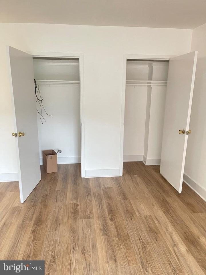 1021 Arlington Blvd #748 - Photo 6 of 17