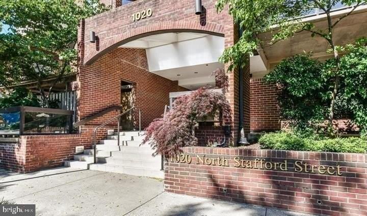 1020 N Stafford St #408