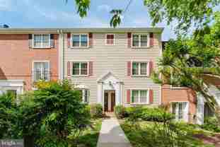 2725 S Walter Reed Dr #B - Photo 1 of 1