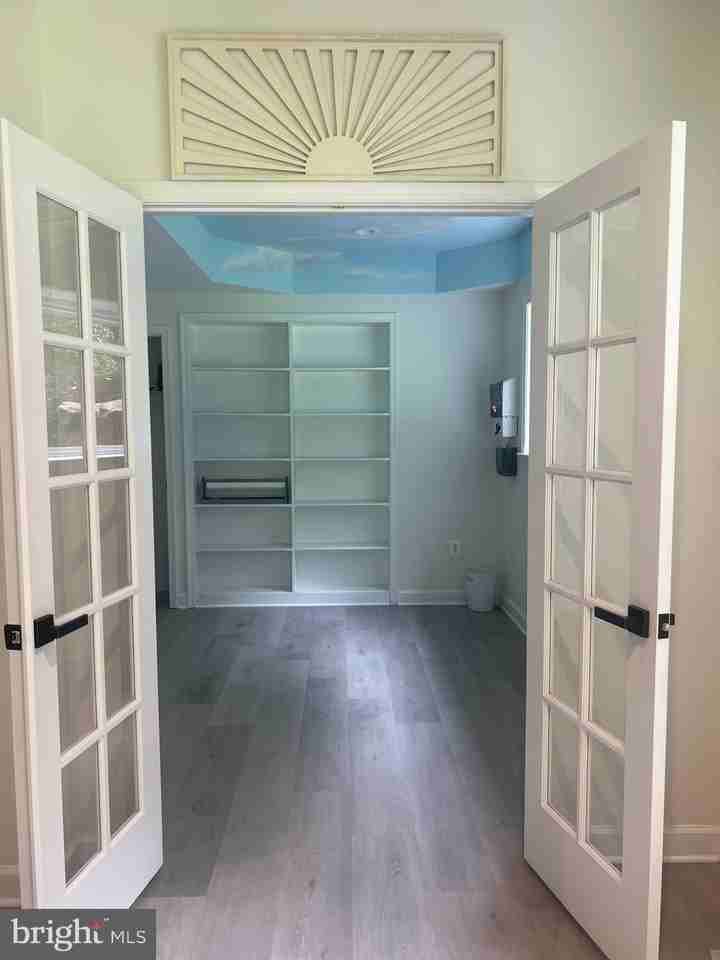 5920 Hunton Wood Dr - Photo 3 of 15