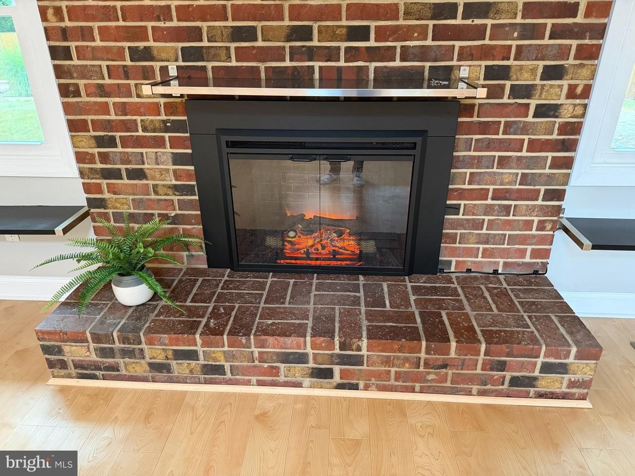 4140 Point Hollow Ln - Photo 6 of 47