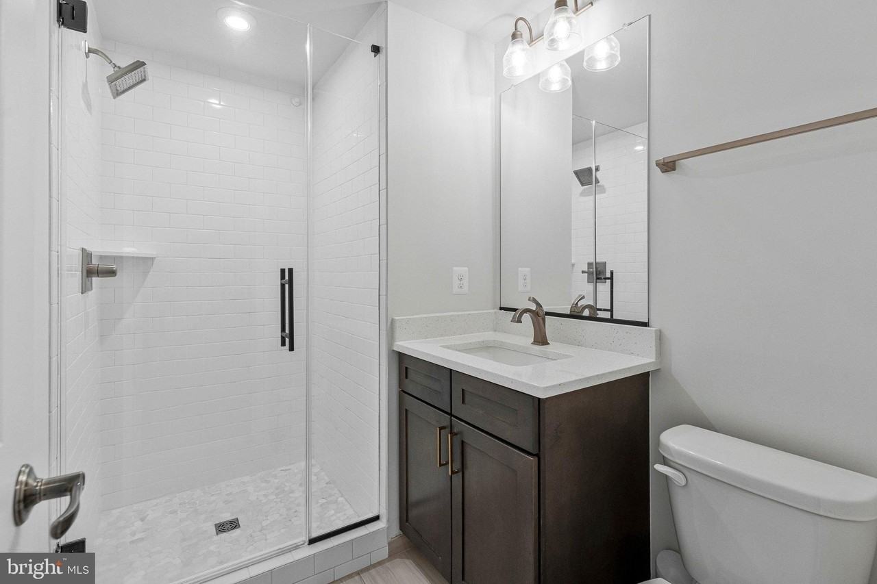 14803 Retreat Blvd - Photo 5 of 50