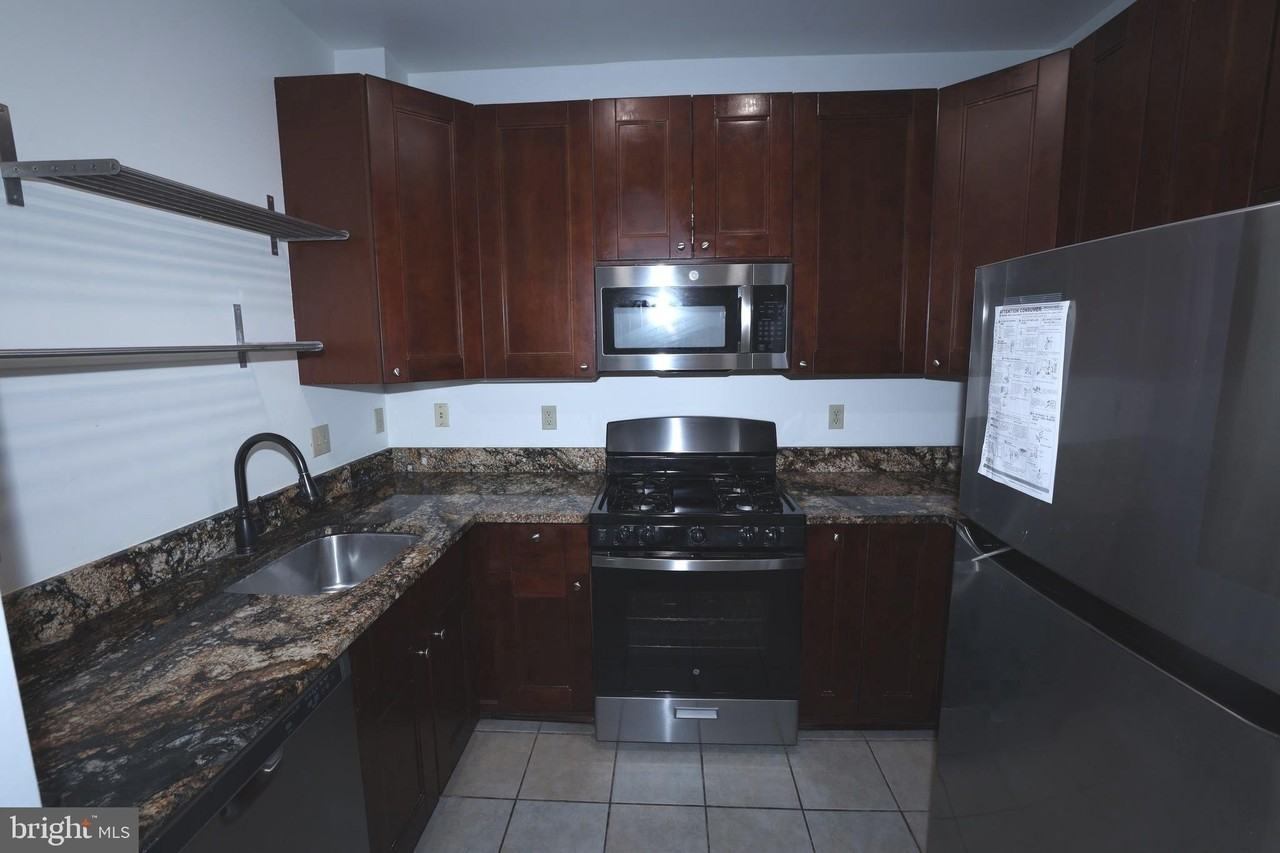 1641 International Dr #410 - Photo 5 of 17