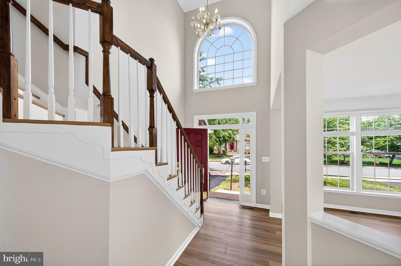 42071 Pepperbush Pl - Photo 4 of 50