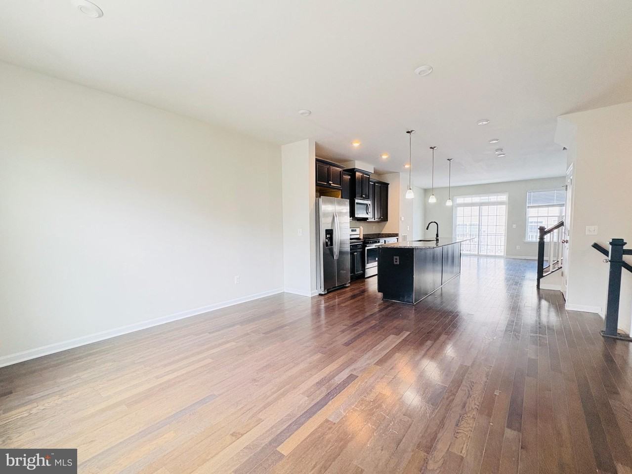 11032 Blackburn Cove Ln - Photo 7 of 16