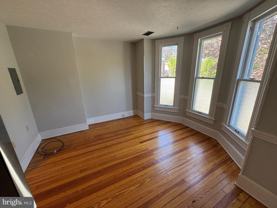 29 W Leicester St - Photo 1 of 1