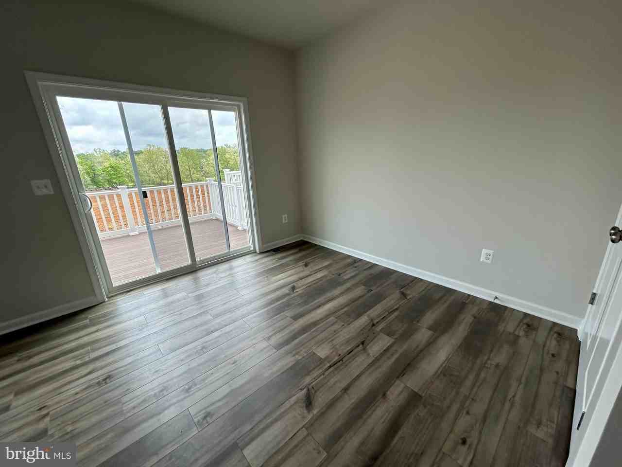 71 Swan Field Ave - Photo 3 of 10