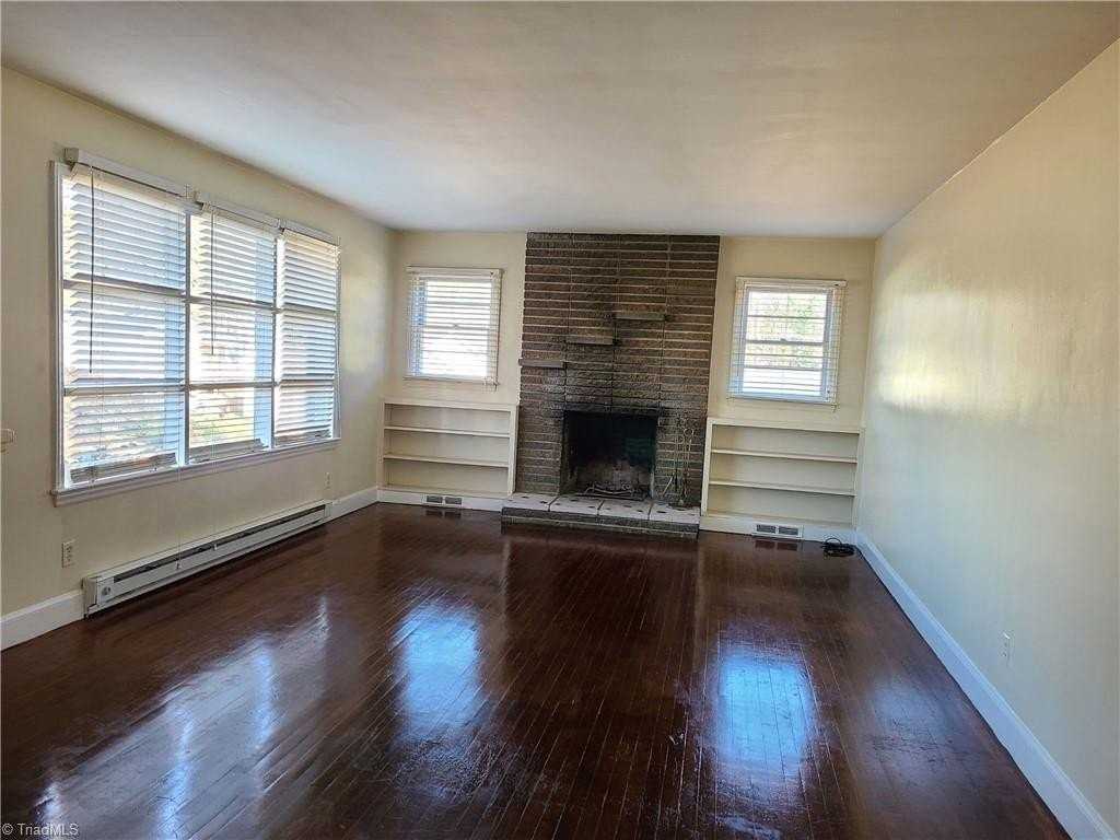 1806 S Hill Ave - Photo 3 of 21