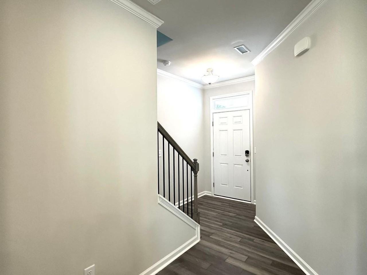 2233 Cape May Ln - Photo 5 of 36