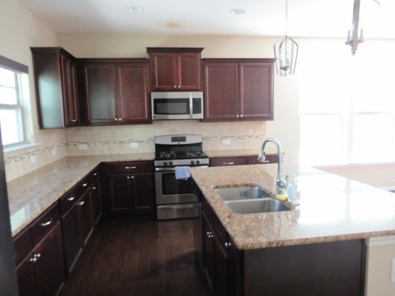 1125 Midtowne Way - Photo 5 of 15