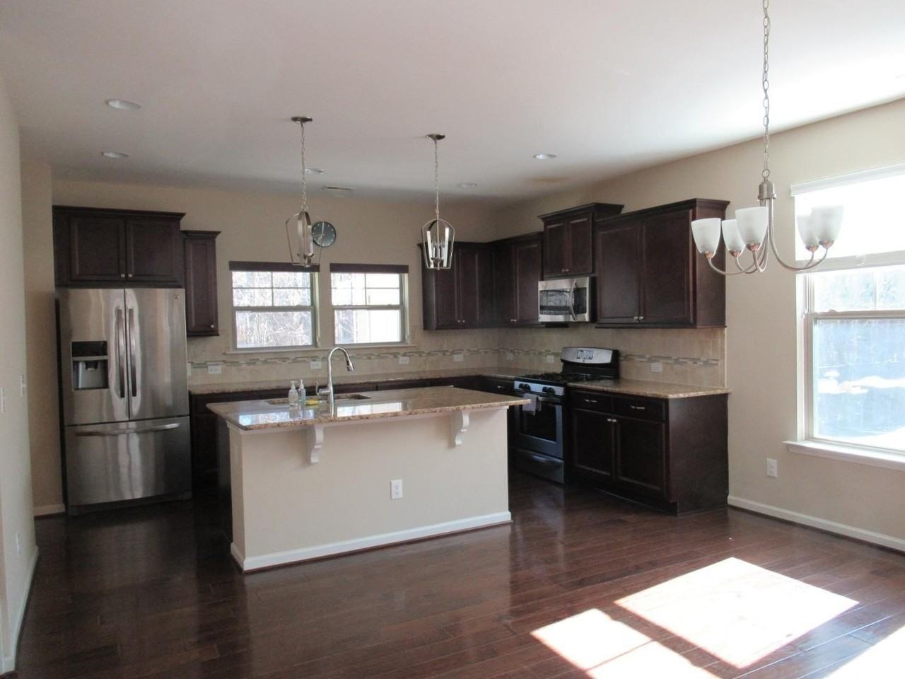 1125 Midtowne Way - Photo 6 of 15