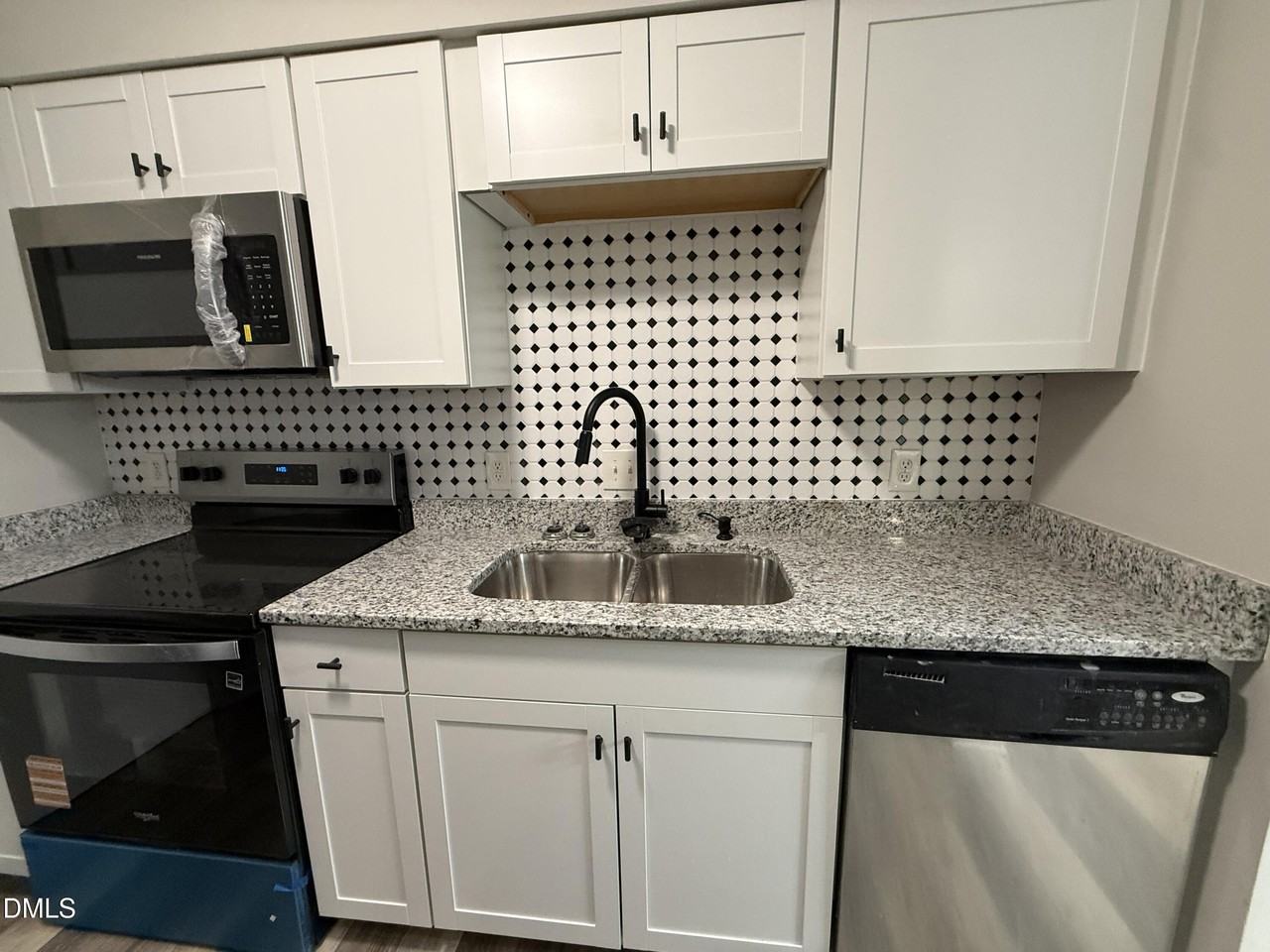 1114 Schaub Dr #I - Photo 2 of 8