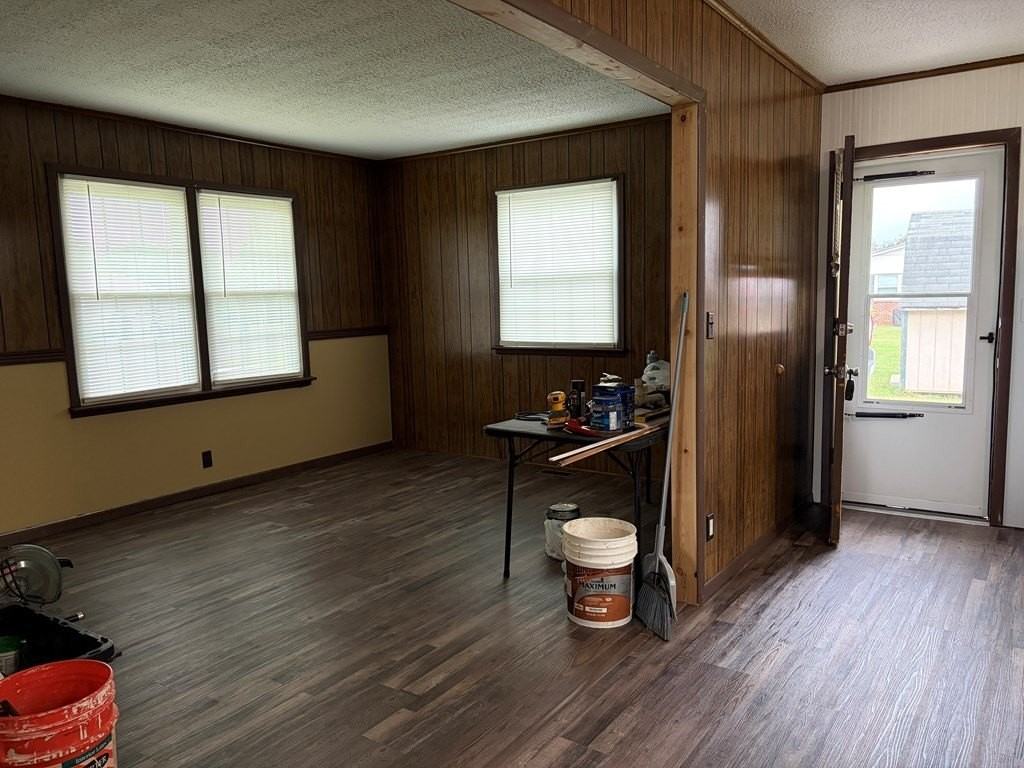 143 Claudene Qualls Ln - Photo 4 of 12