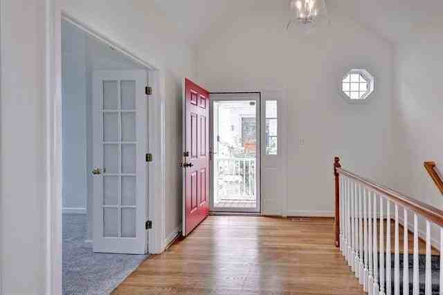 8321 Barons Ct - Photo 4 of 50