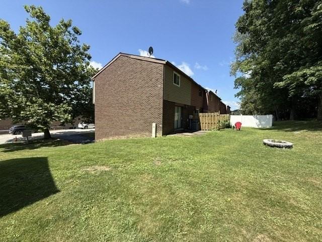 1841 Patrick Pl - Photo 4 of 26