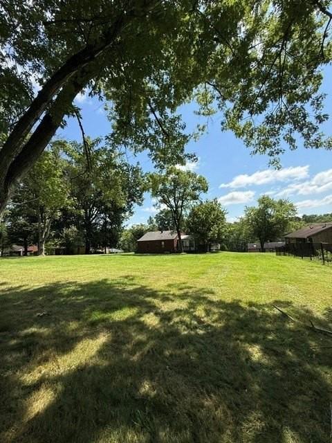 118 Judith Dr - Photo 4 of 27