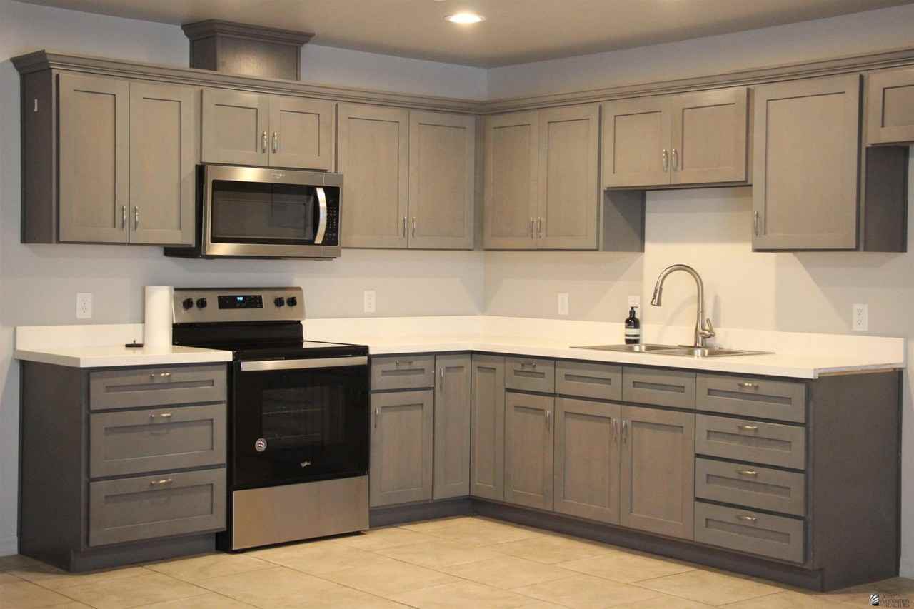 155 W 12th St Unit B #B - Photo 4 of 13