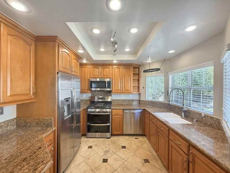 9980 Scripps Vista Way - Photo 5 of 28