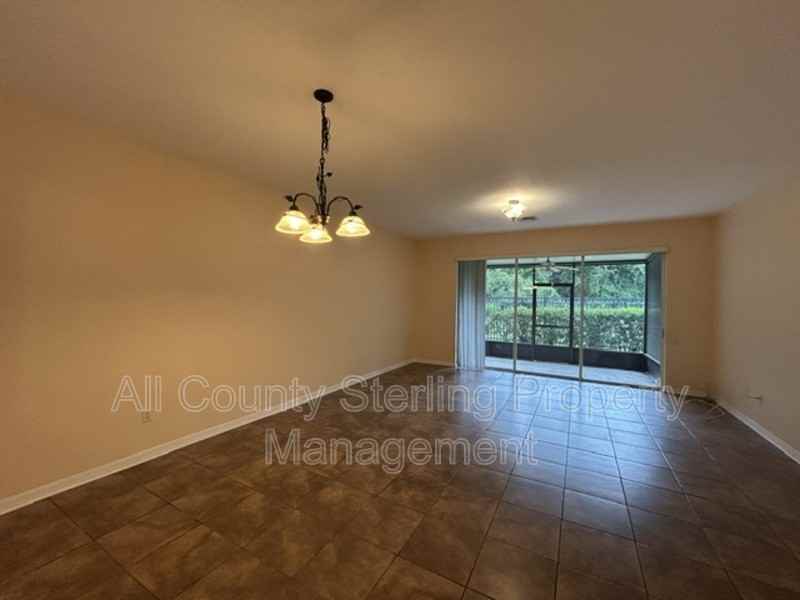 5052 Hawkstone Dr - Photo 2 of 18