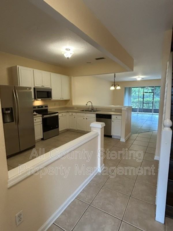 5052 Hawkstone Dr - Photo 6 of 18