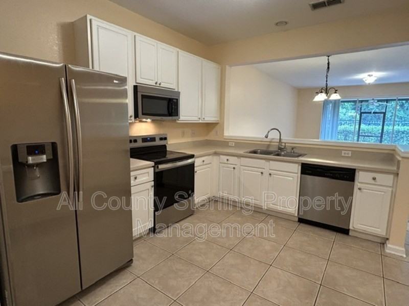 5052 Hawkstone Dr - Photo 7 of 18
