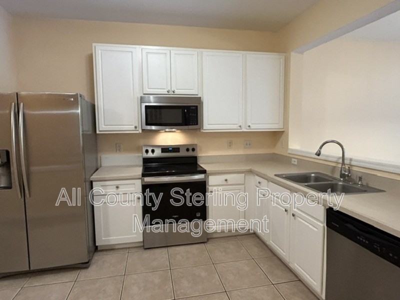 5052 Hawkstone Dr - Photo 7 of 18