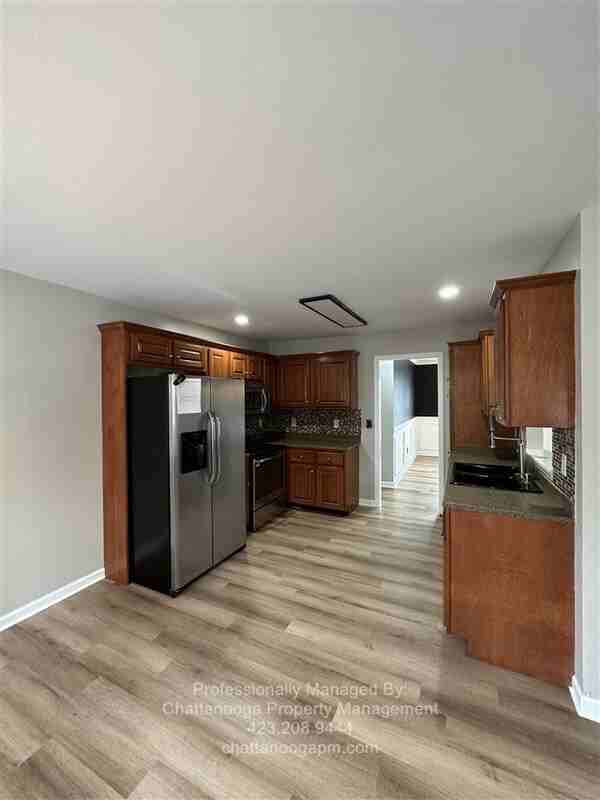 8245 Witherow Way - Photo 4 of 24