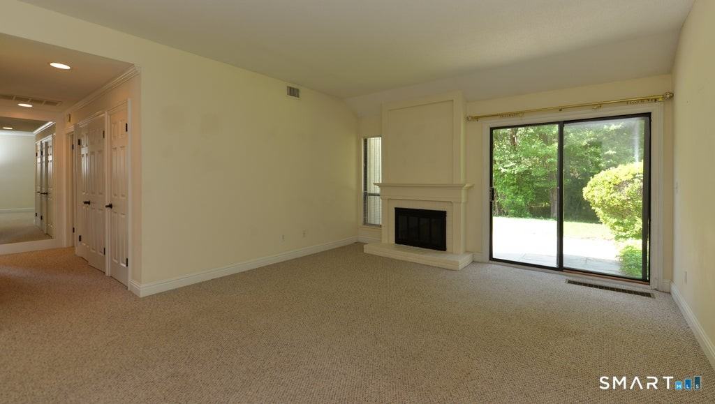 986 Heritage Vlg - Photo 5 of 18