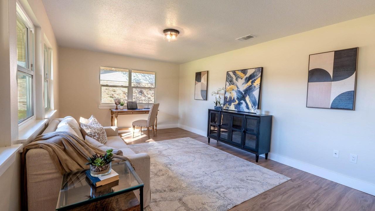 1 Stafford Cir - Photo 6 of 35