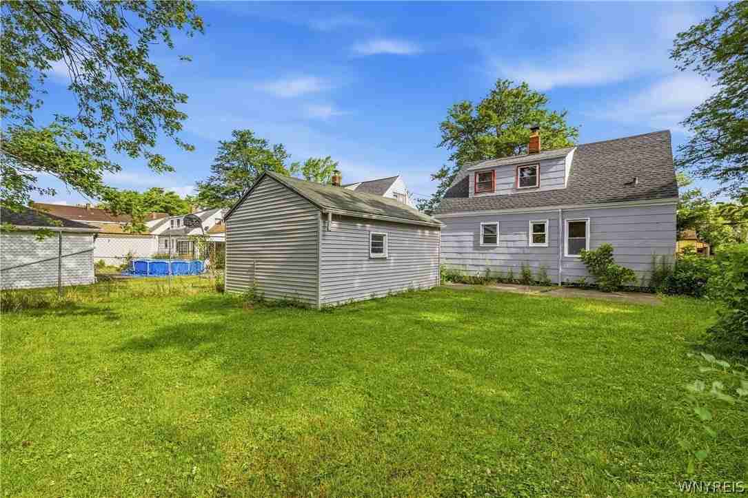 171 Weston Ave - Photo 6 of 21